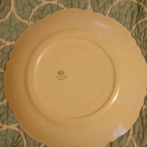 Johnston Bros collectible plate - Picture 3 of 4